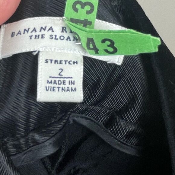 Banana Republic The Sloan Fit Velvet Mid Rise Wide Leg Pants - Picture 2 of 4